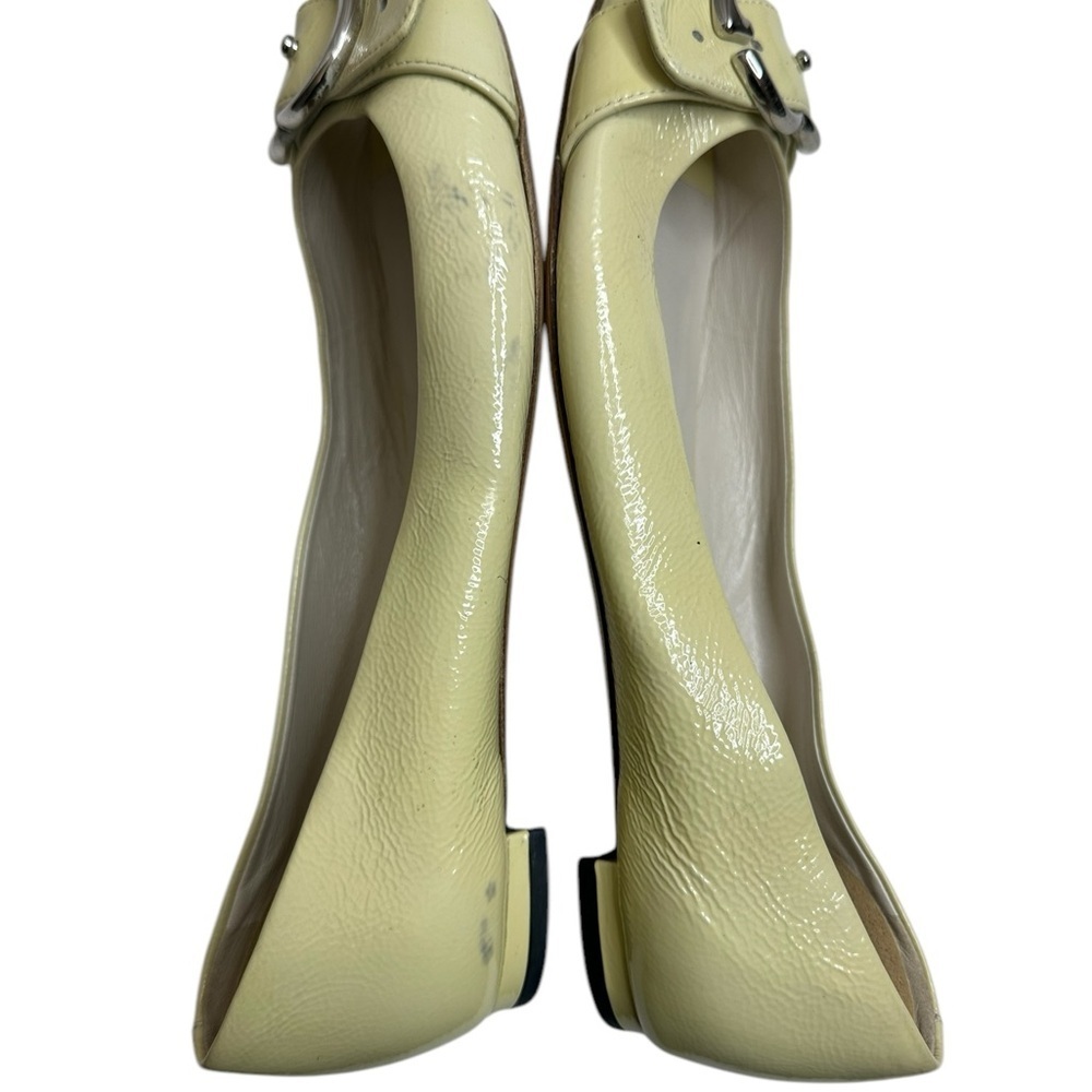 Gucci Women's Cream Leather Pumps - Picture 3 of 16